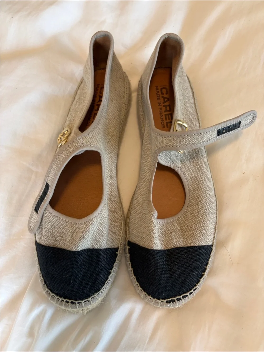Carel Paris Two Tone Espadrilles size 41 like new